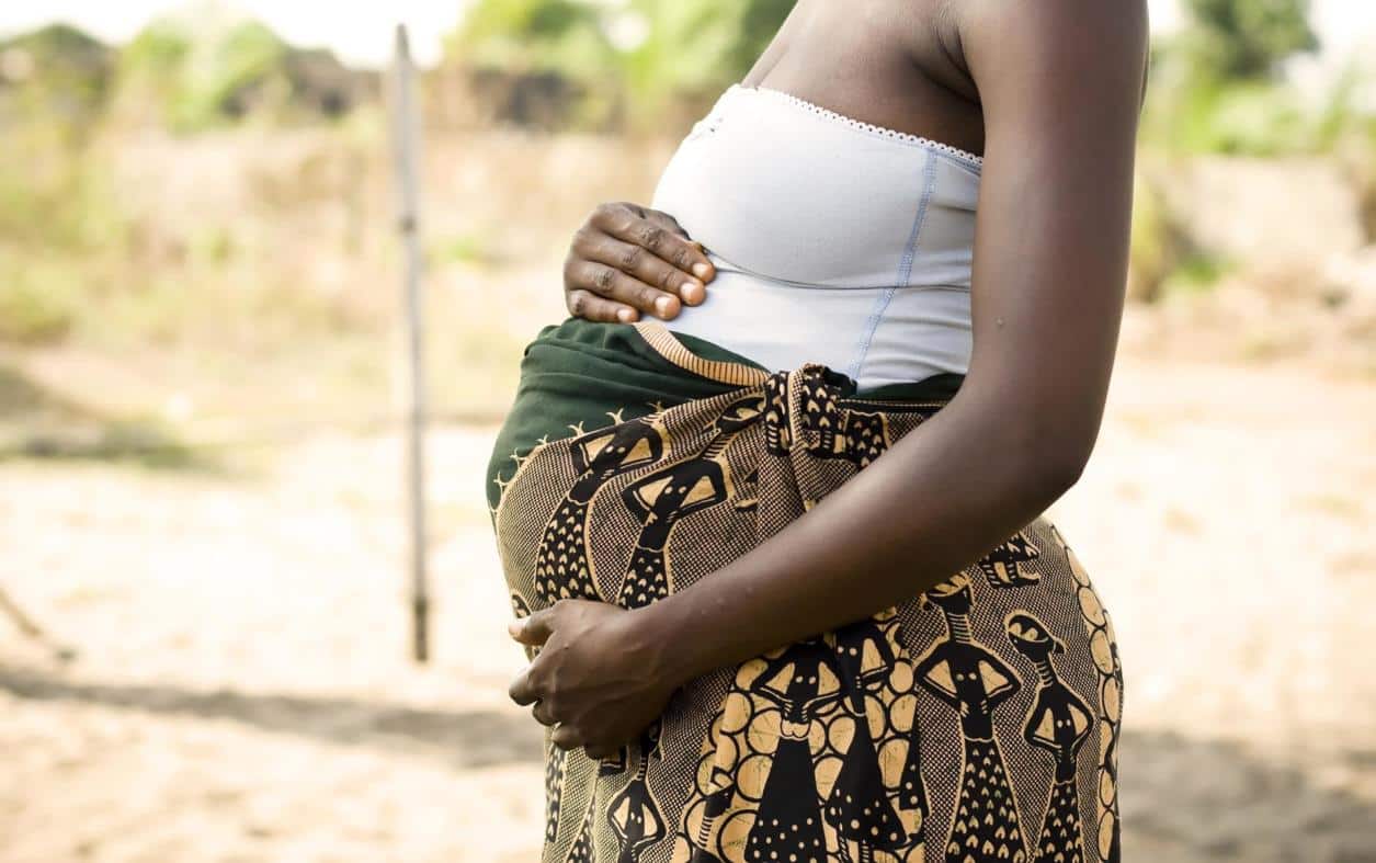 Traditions Autour De Laccouchement Dans Le Monde Oummi Materne Maman Materne